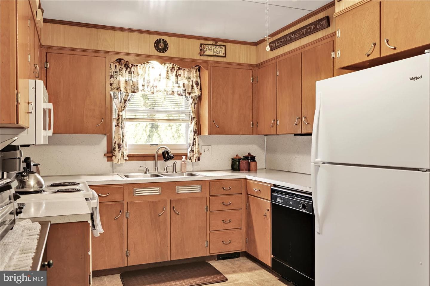 5 E Washington Avenue photo 11