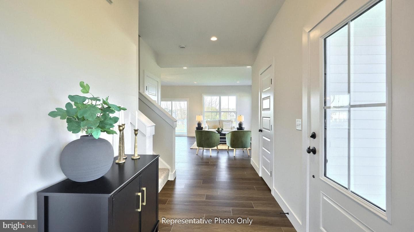 39 Canterbury Lane photo 7