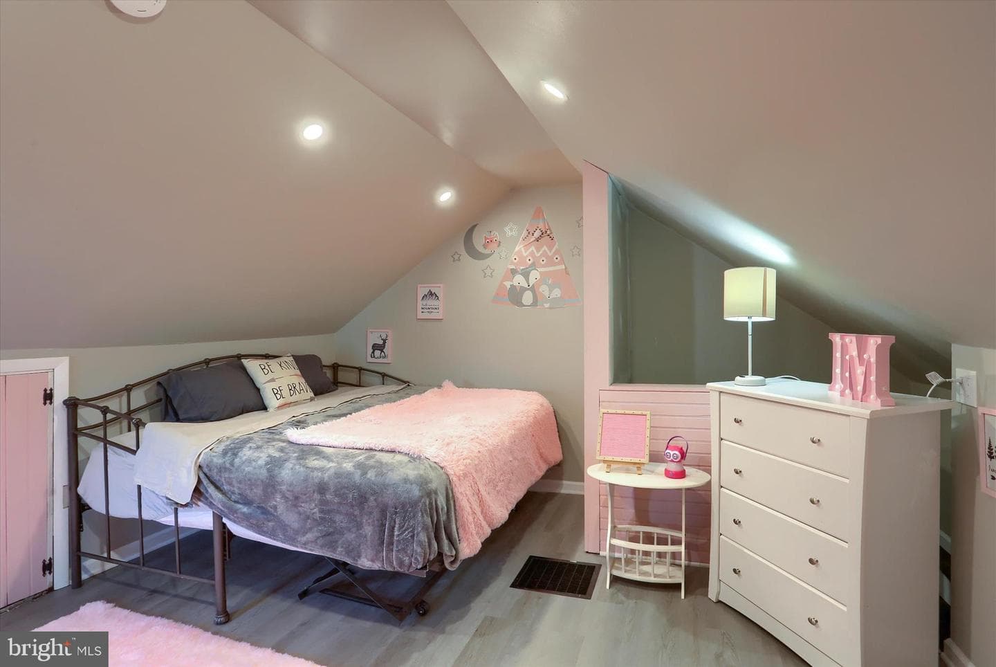 1544 Lafayette Street photo 38