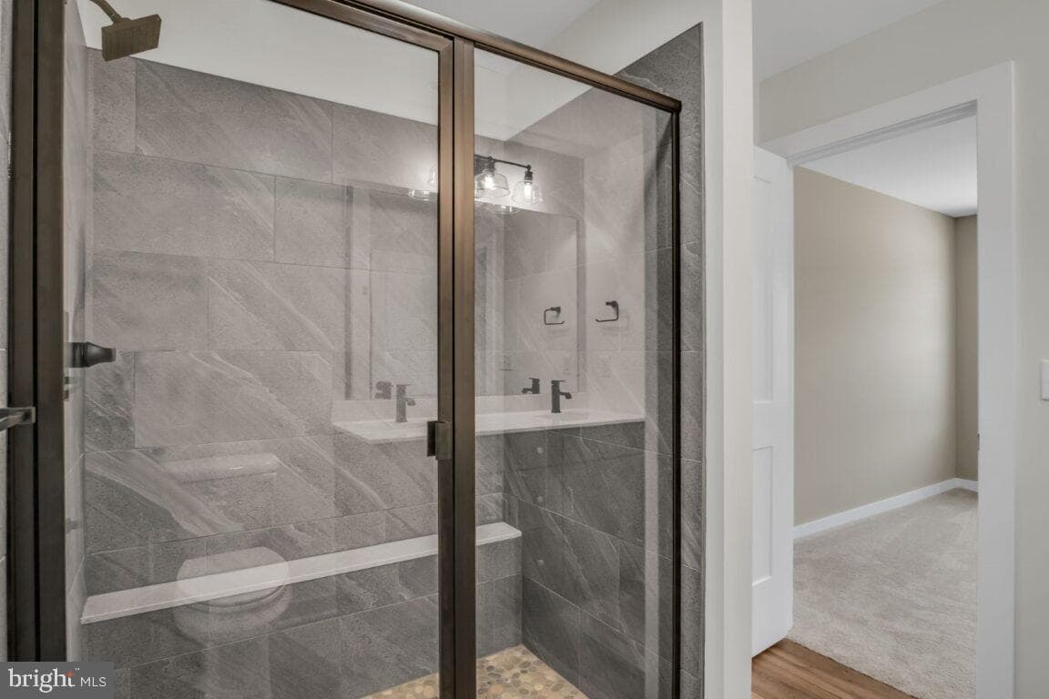 102 Candler Way photo 14
