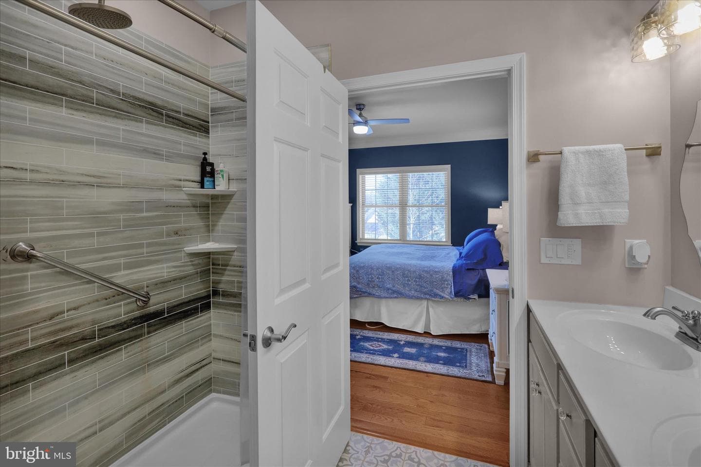 901 Lantern Drive photo 23