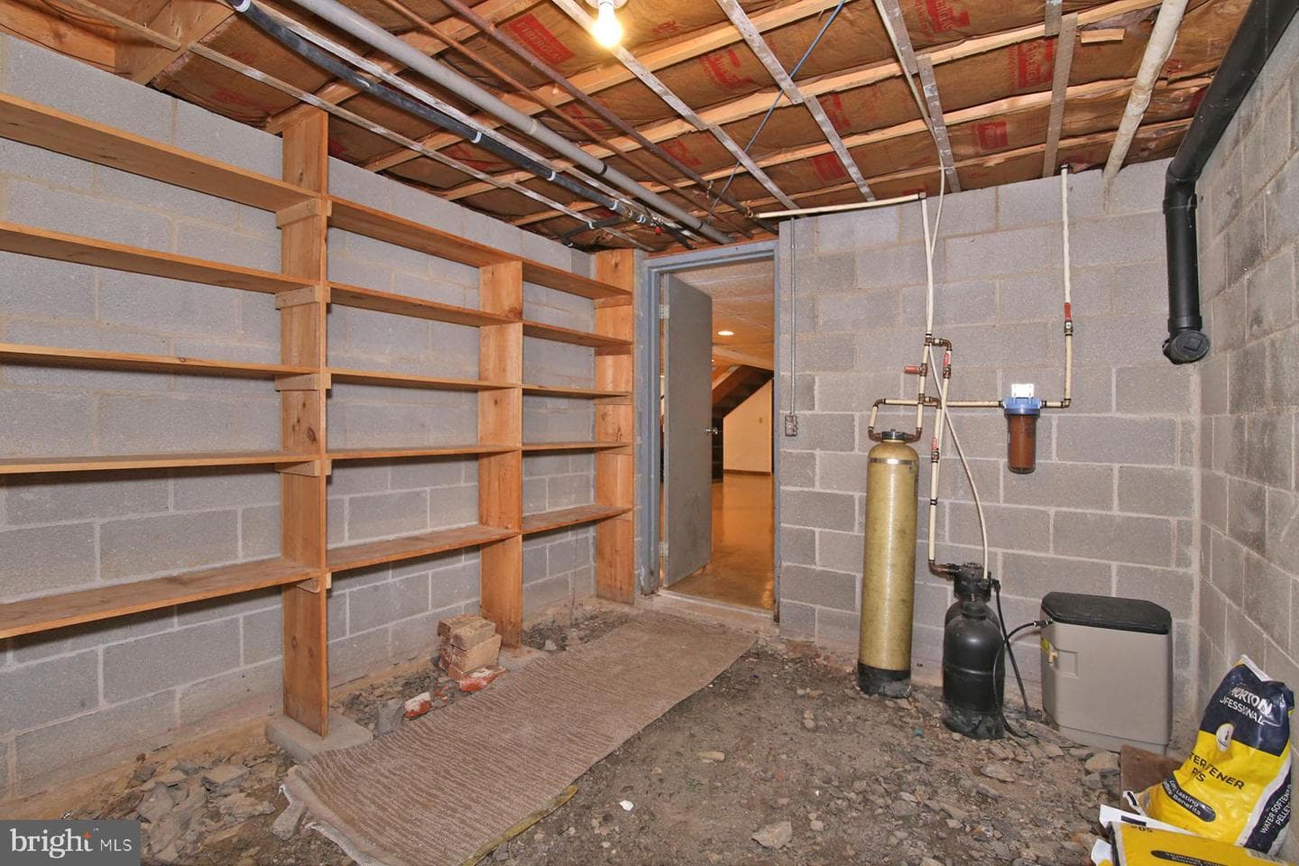 2 N Willow Street photo 47
