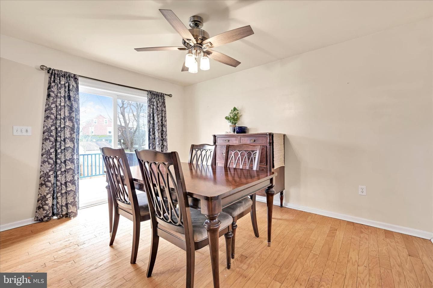 182 Twin Creeks Drive photo 16