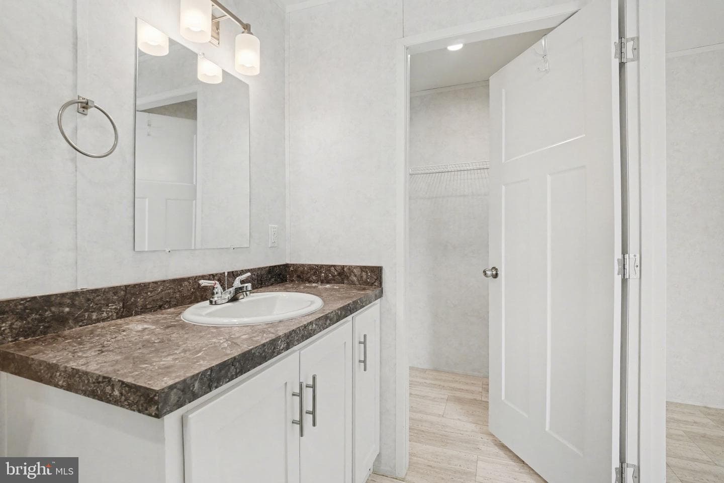 7 Lebanon Valley Court photo 19