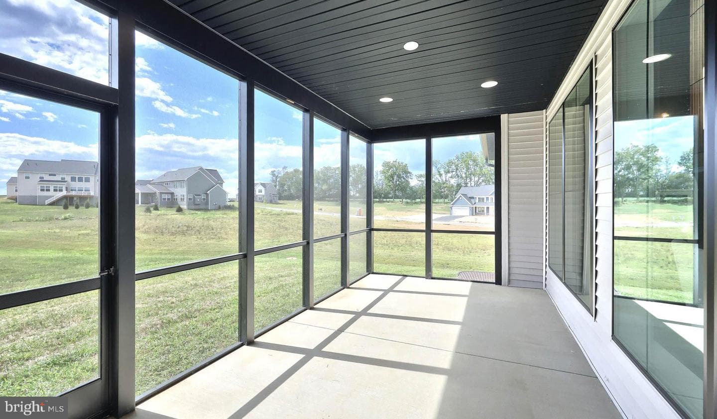 217 Dahlia Circle photo 14
