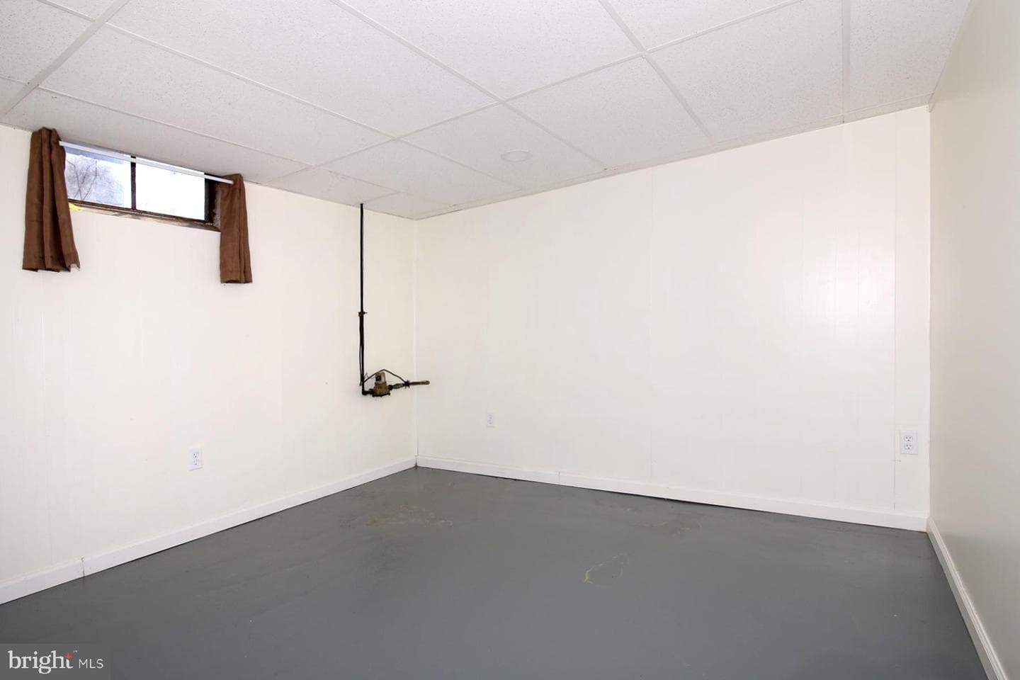 900 State Drive photo 34