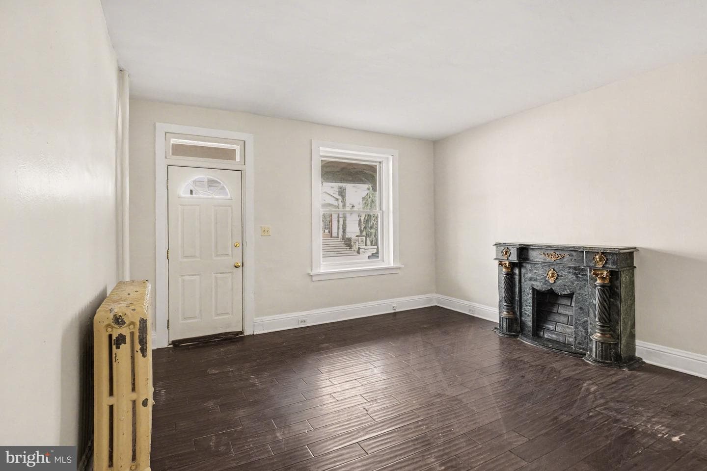 726 Lehman Street photo 9