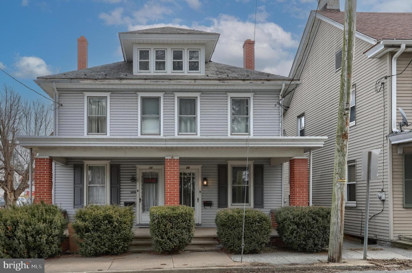 40 S White Oak Street