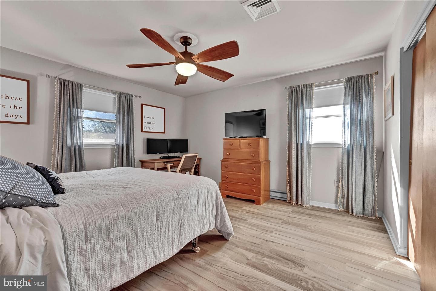 28 Maple Lane photo 15