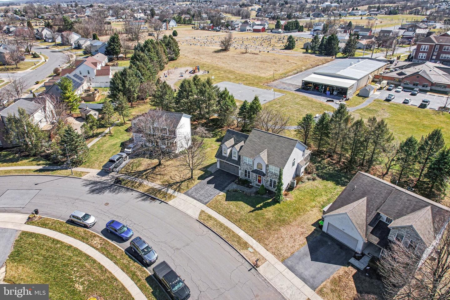 266 Farmhouse Ln photo 32