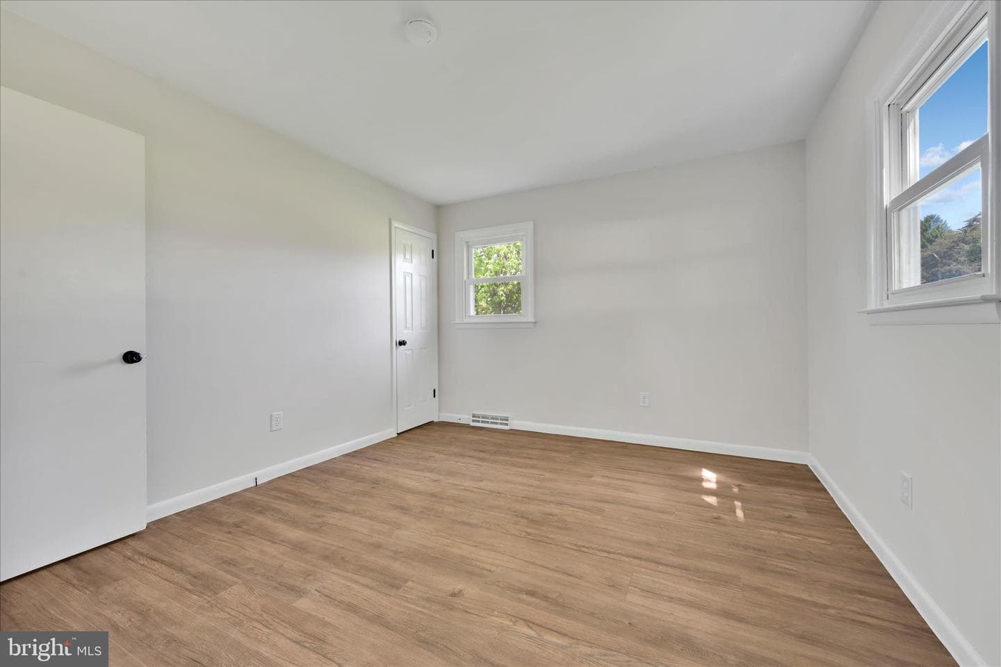 255 Kathy Court photo 23