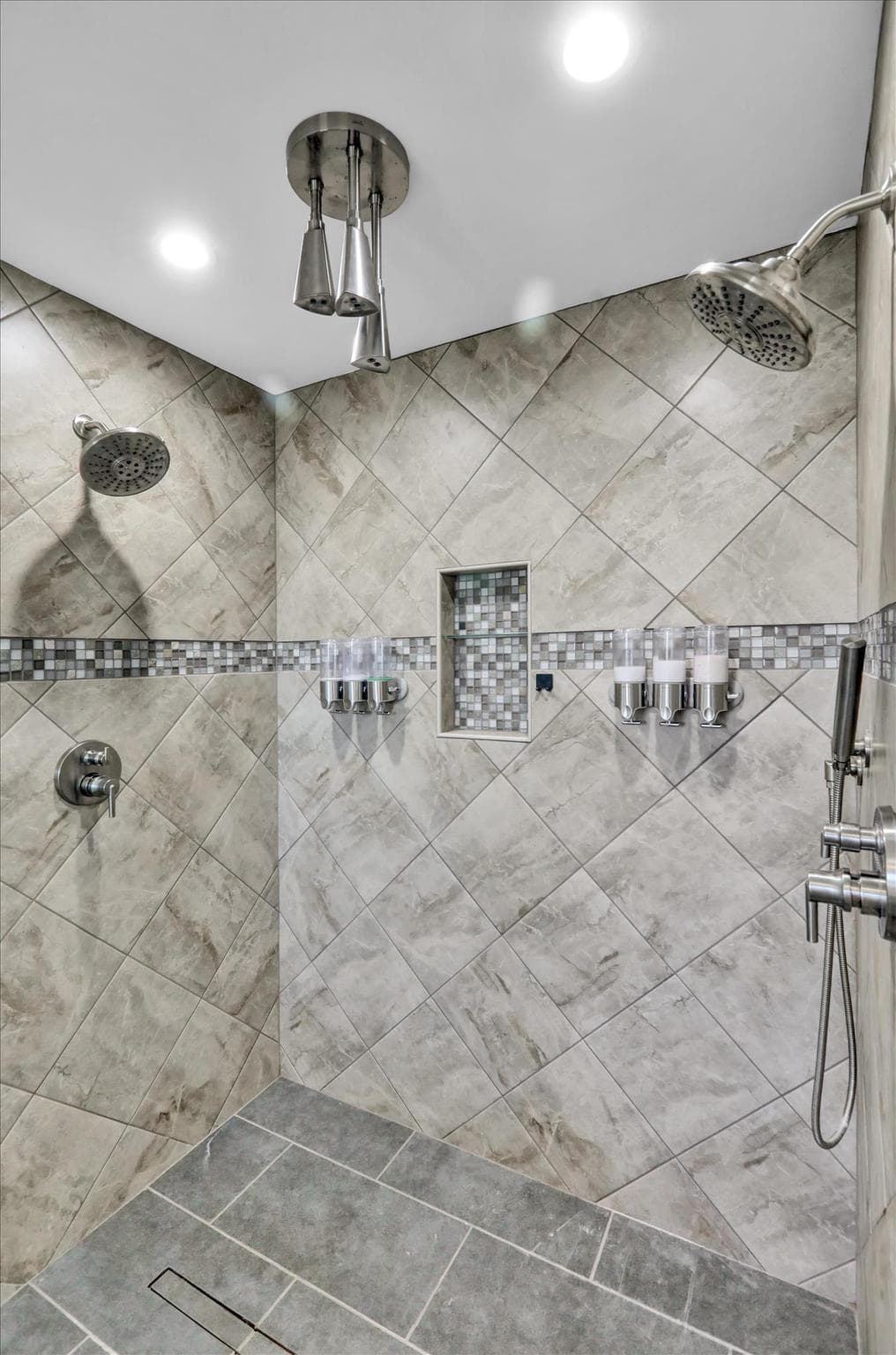 1026 Glenwood Ln L-0254 photo 38