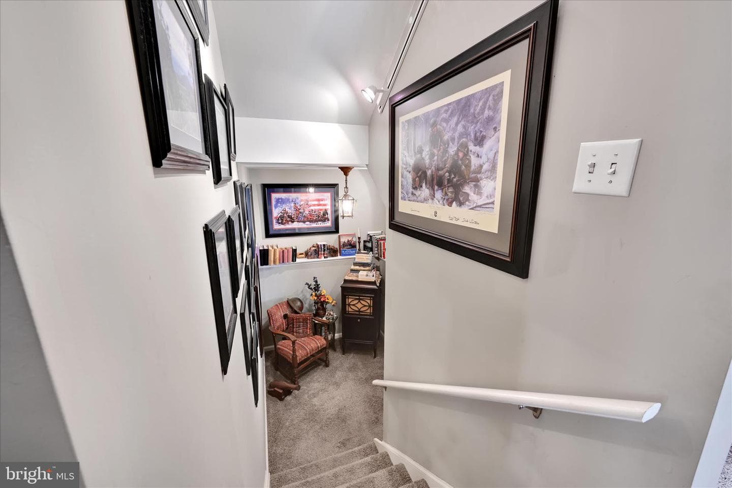 725 Brookside Lane photo 34