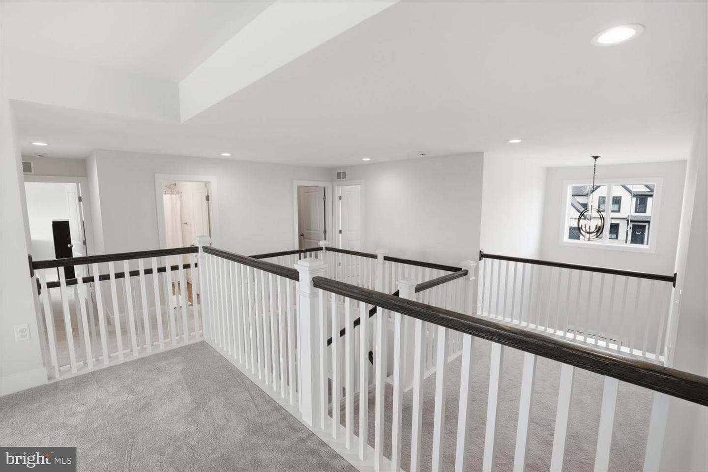 525 Breezewood Lane photo 17