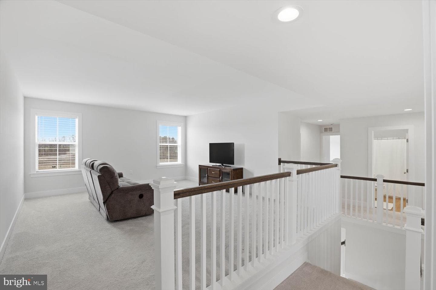 525 Breezewood Lane photo 18