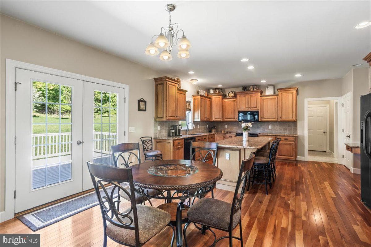 304 Iron Valley Drive photo 25
