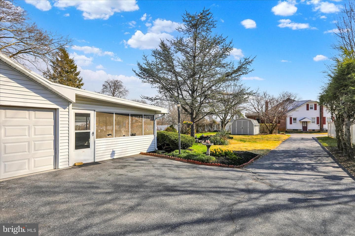980 Quentin Road photo 28