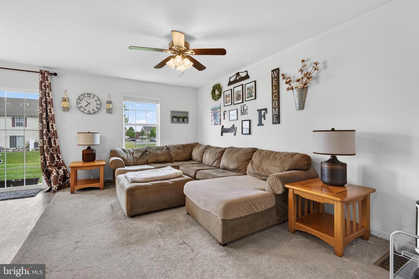 553 Brookwood Dr photo 5