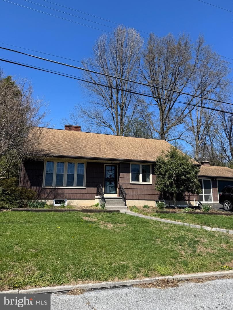 3319 Hillside Drive photo 3