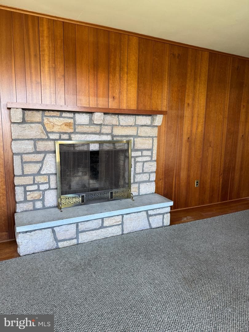 3319 Hillside Drive photo 6