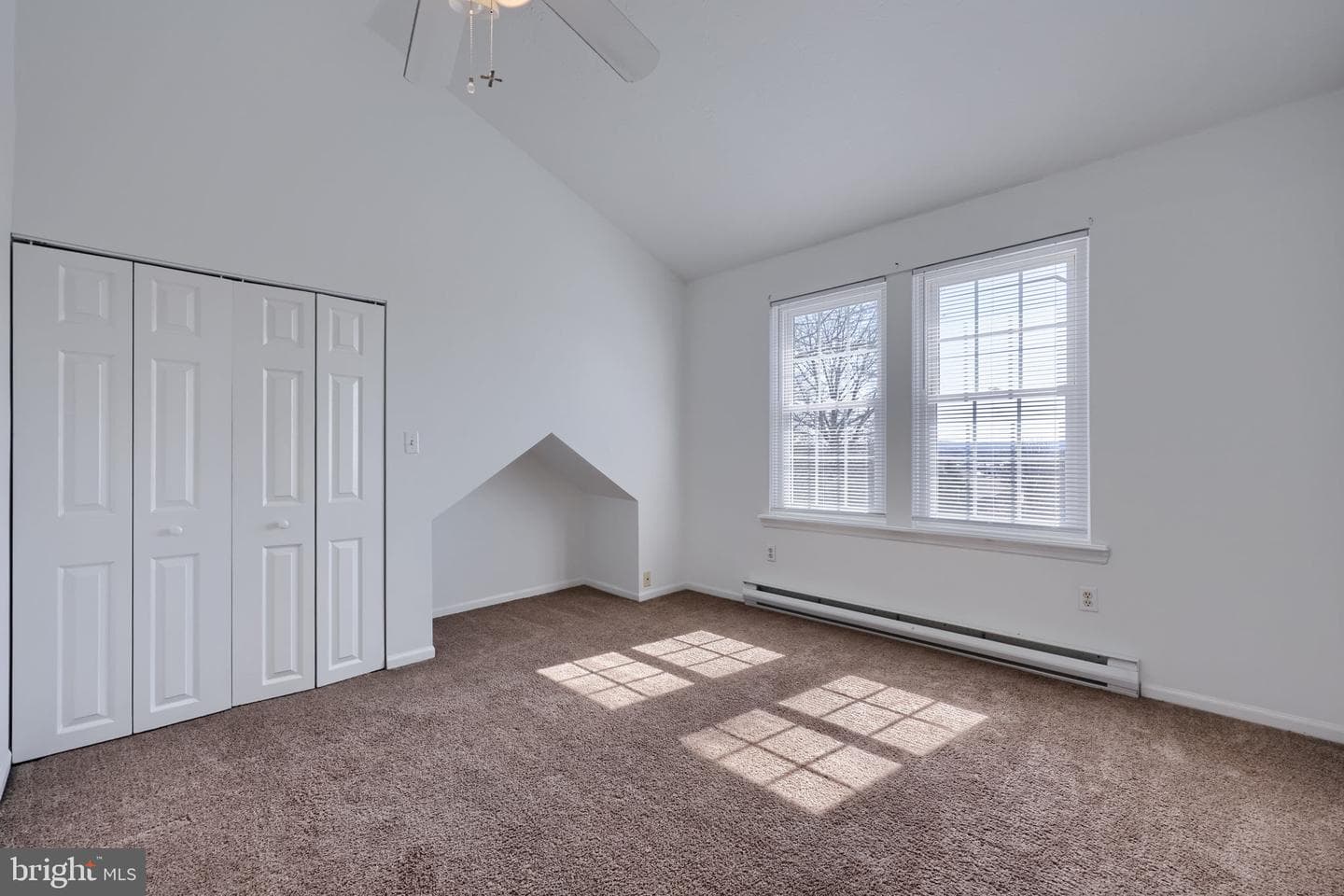 719 Hill Street photo 56
