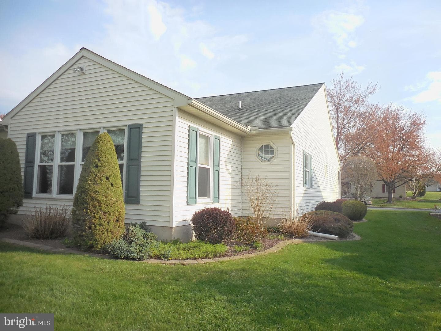 39 Springhouse Drive photo 8