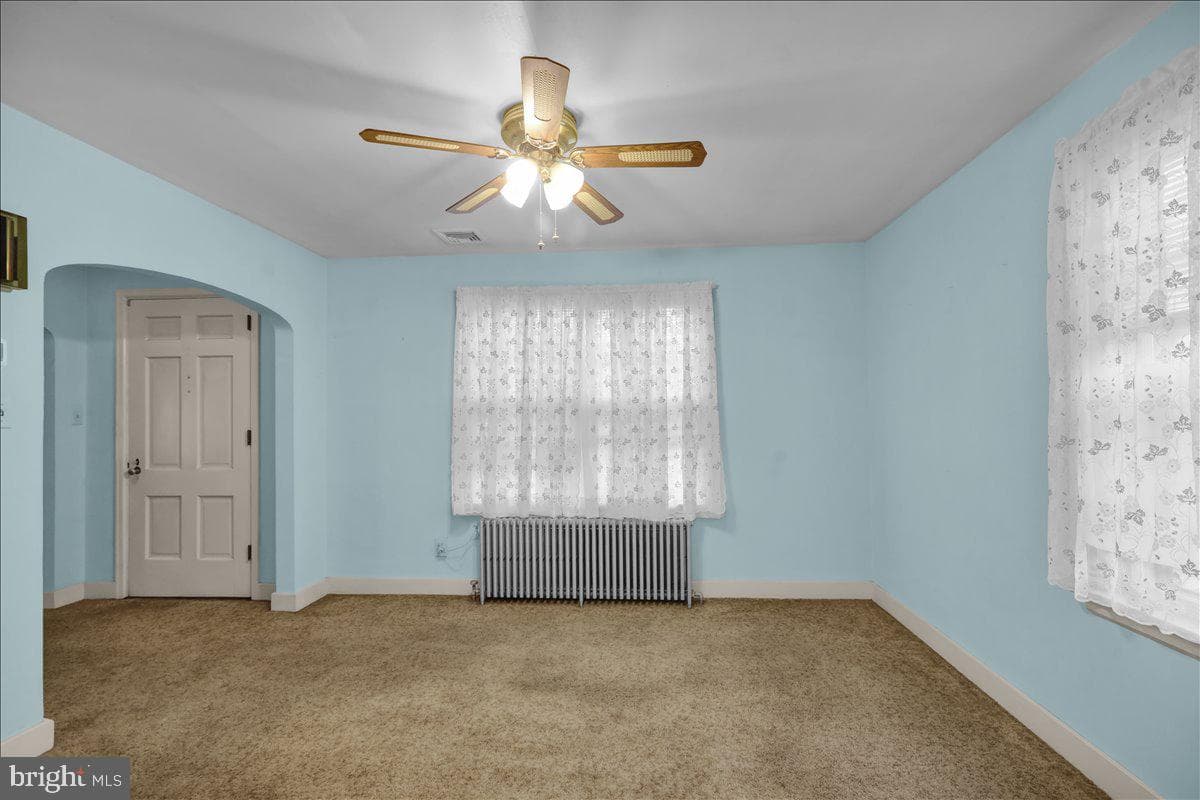 618 Smith Avenue photo 15