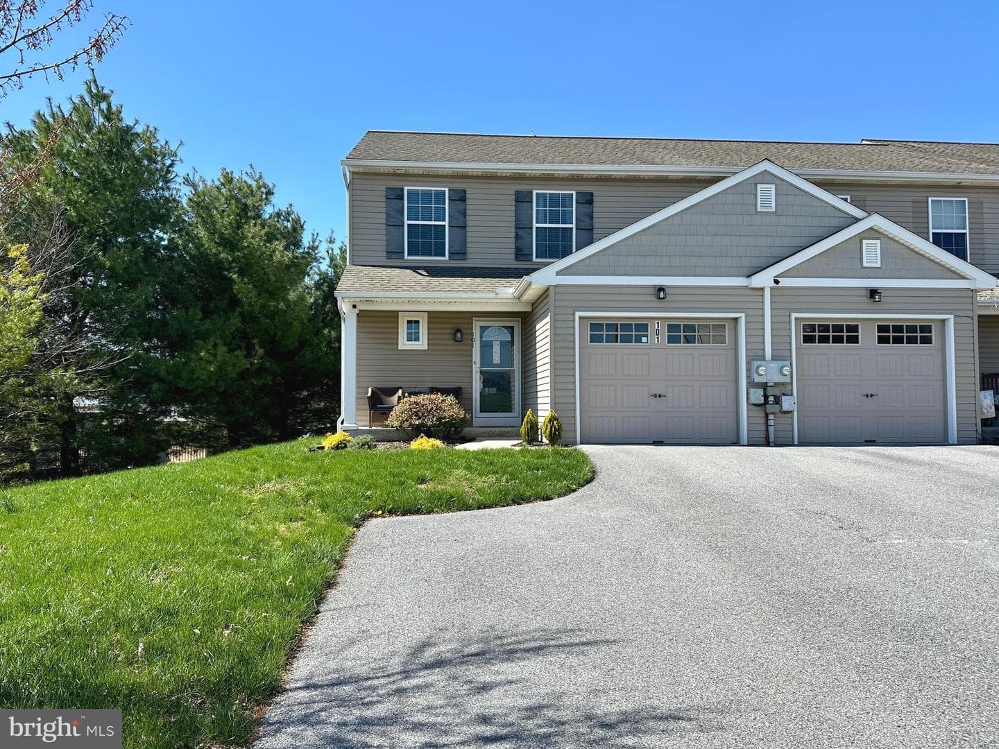 101 Wheatstone Ln L-0062