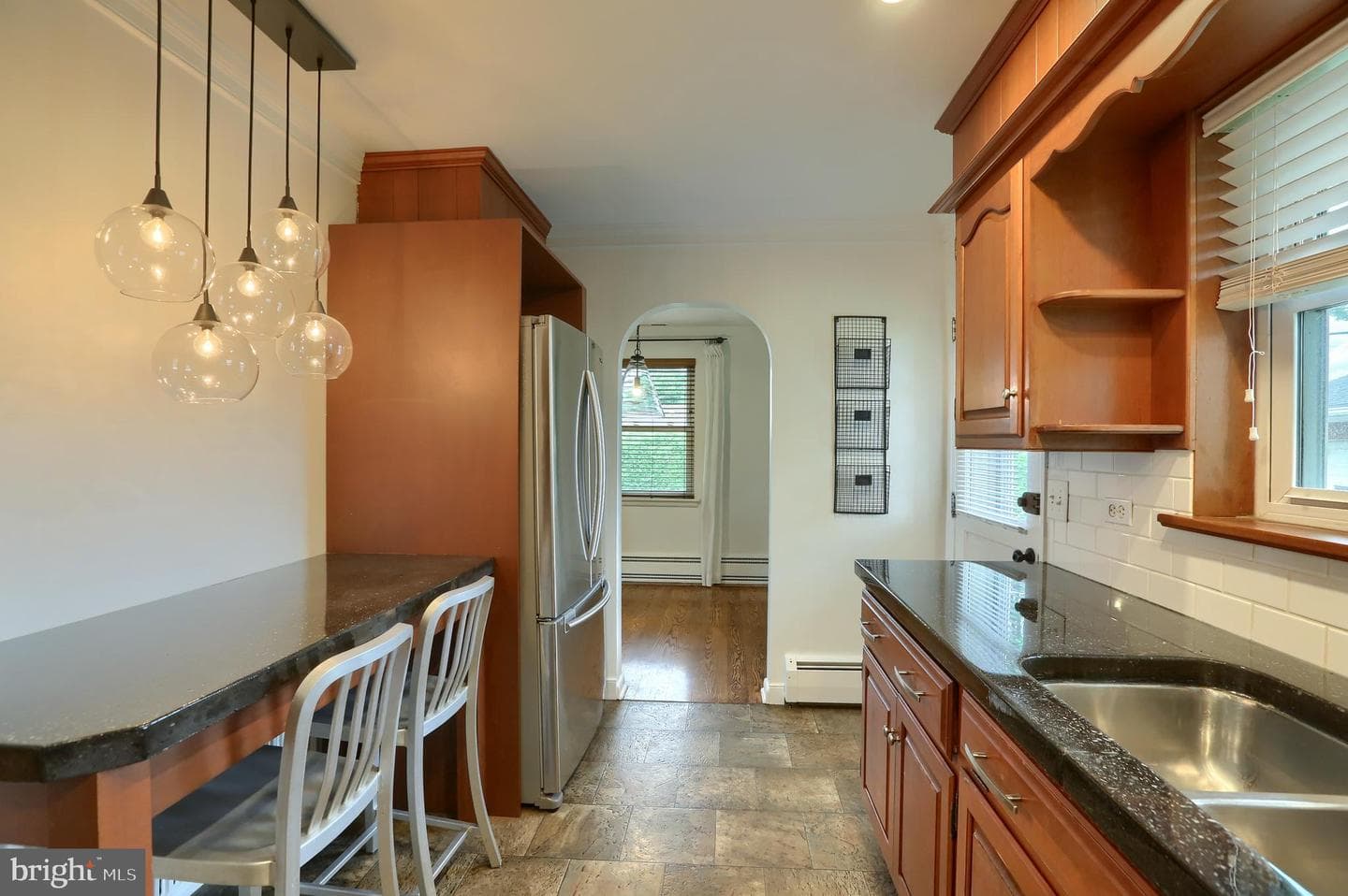 702 S 1st Avenue photo 13