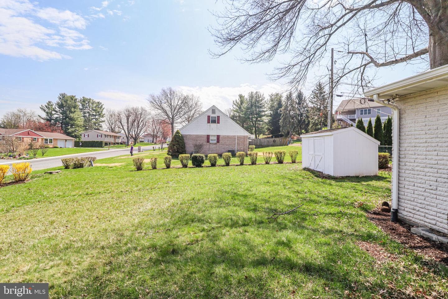 426 Edgewood Drive photo 10