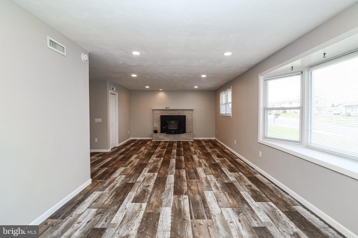 426 Edgewood Drive photo 12