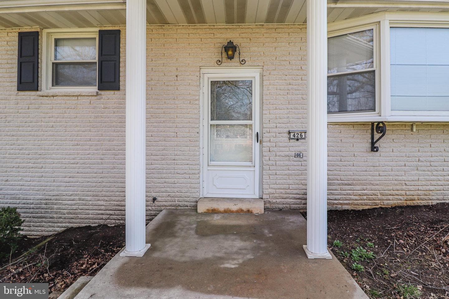 426 Edgewood Drive photo 4