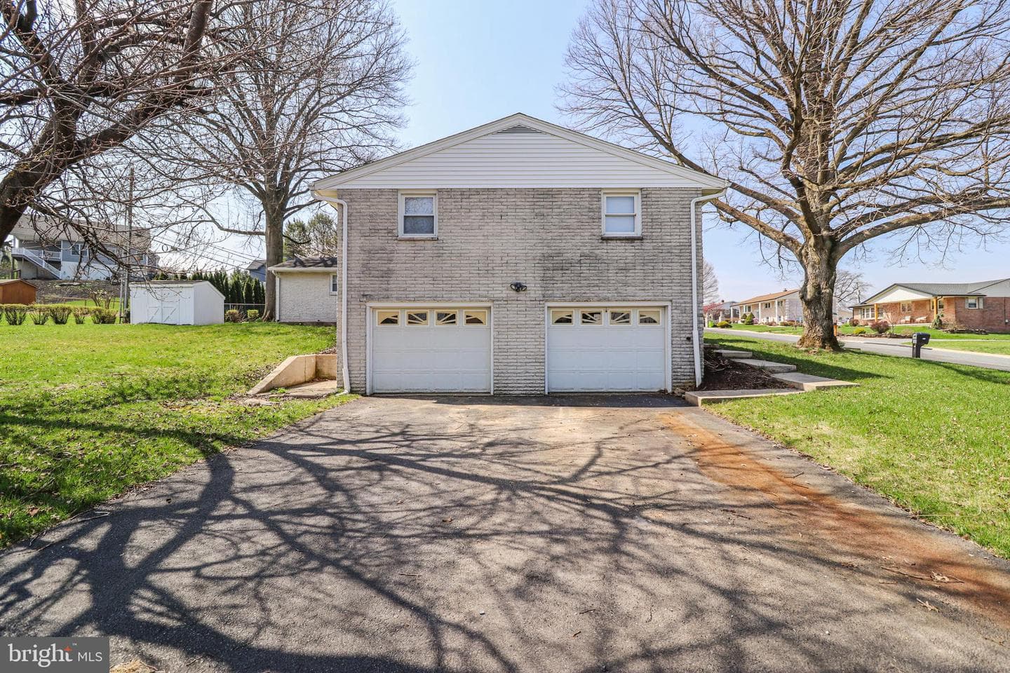 426 Edgewood Drive photo 5