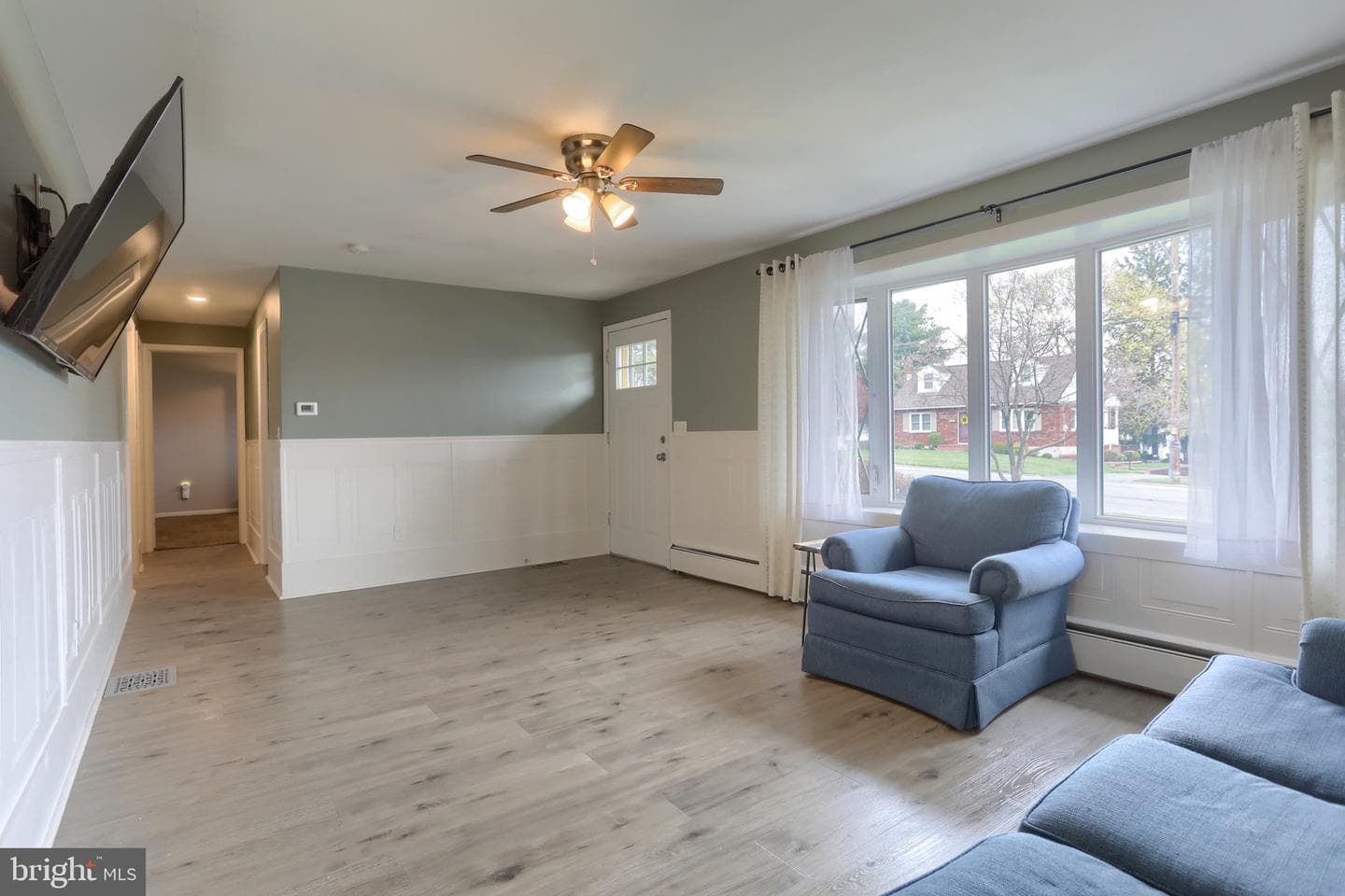 406 Wilshire Drive photo 14
