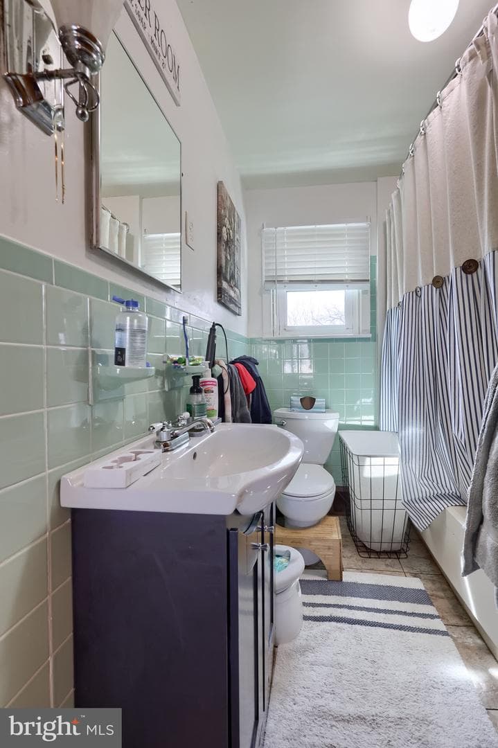 1024 Victor Street photo 16