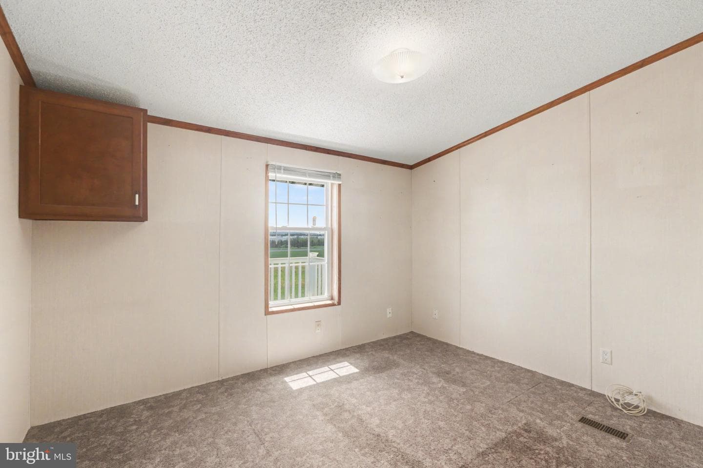 374 W Cedar Street photo 21