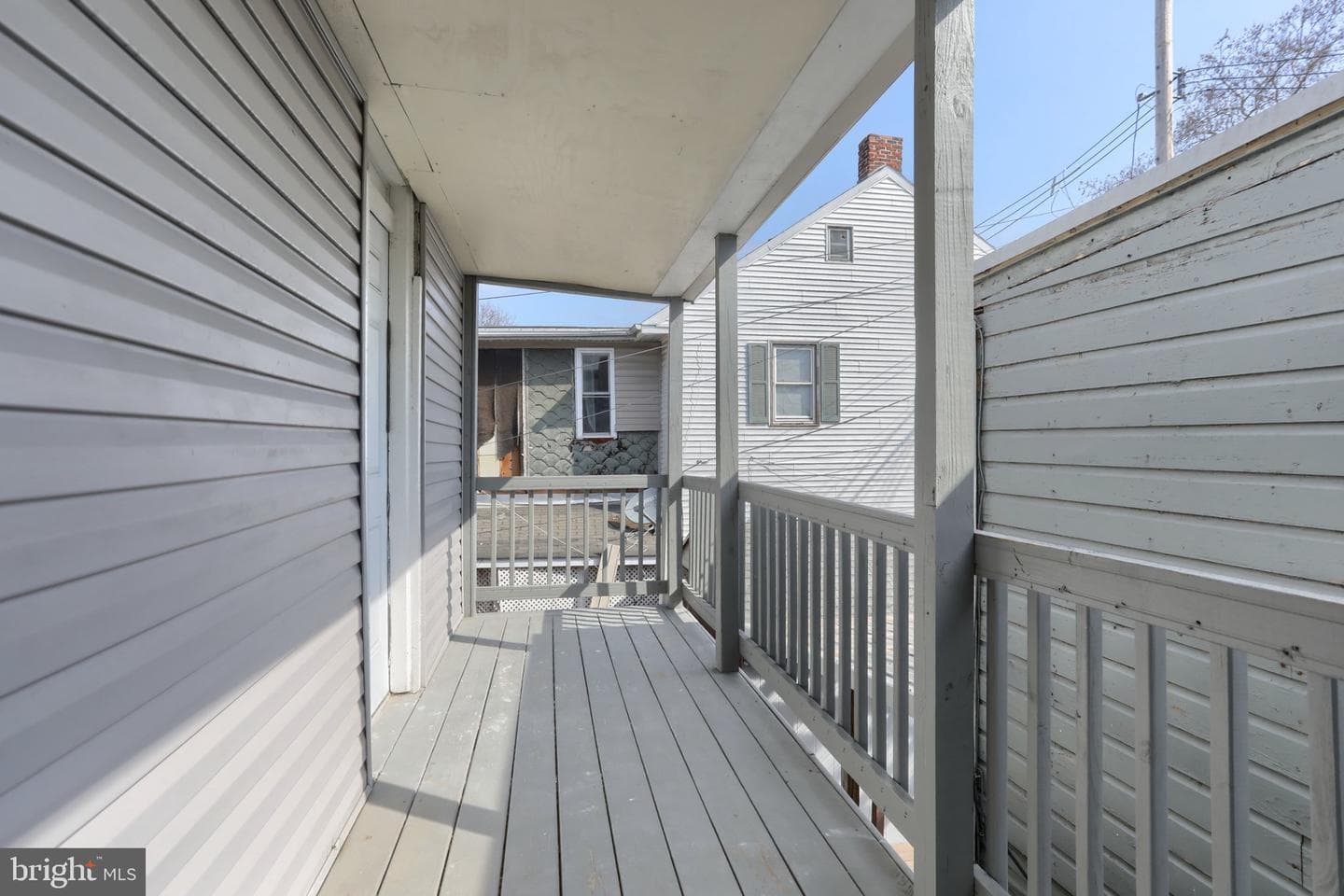 825 Scull Street photo 16