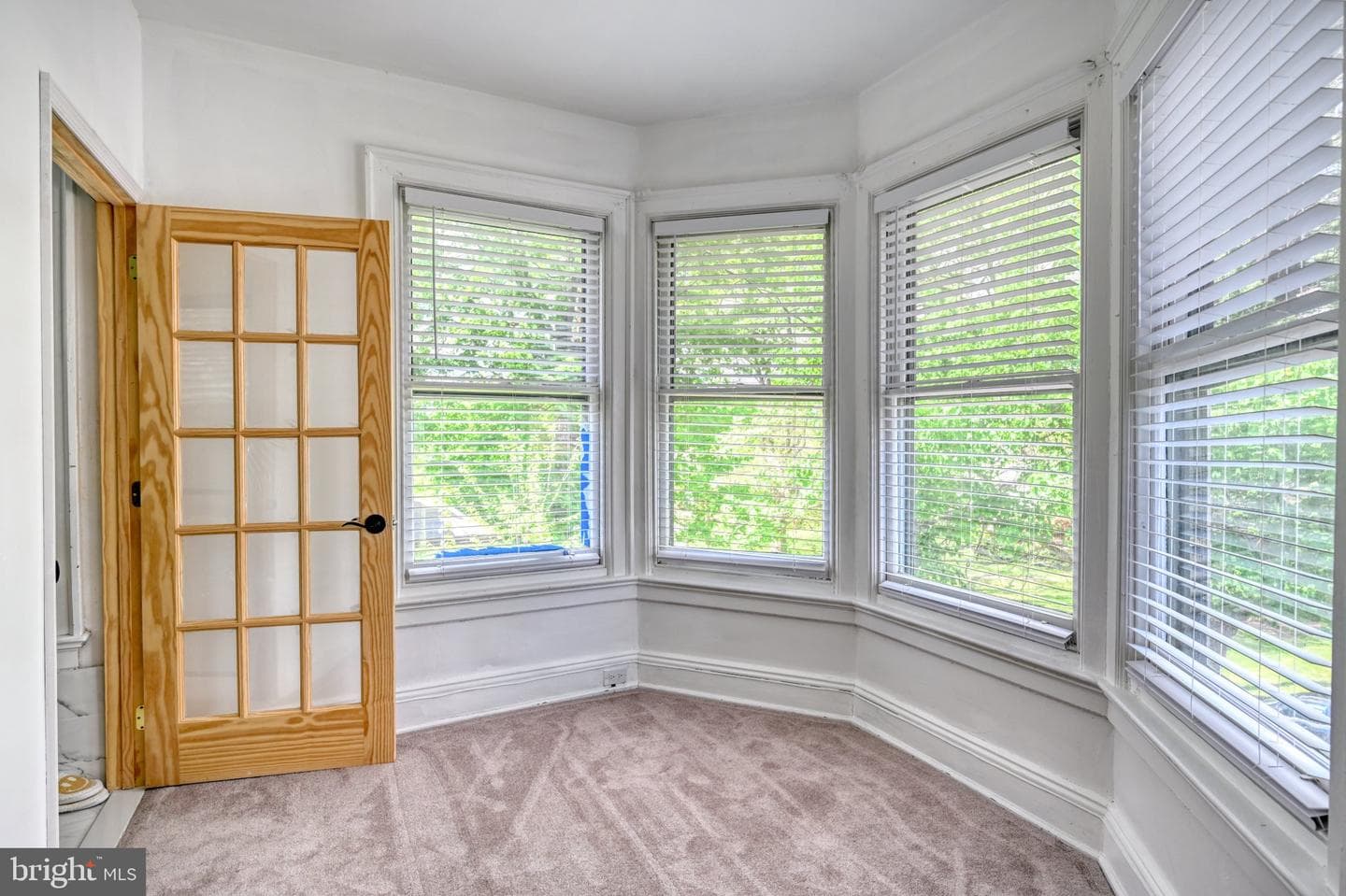 14 E Chestnut Street photo 18