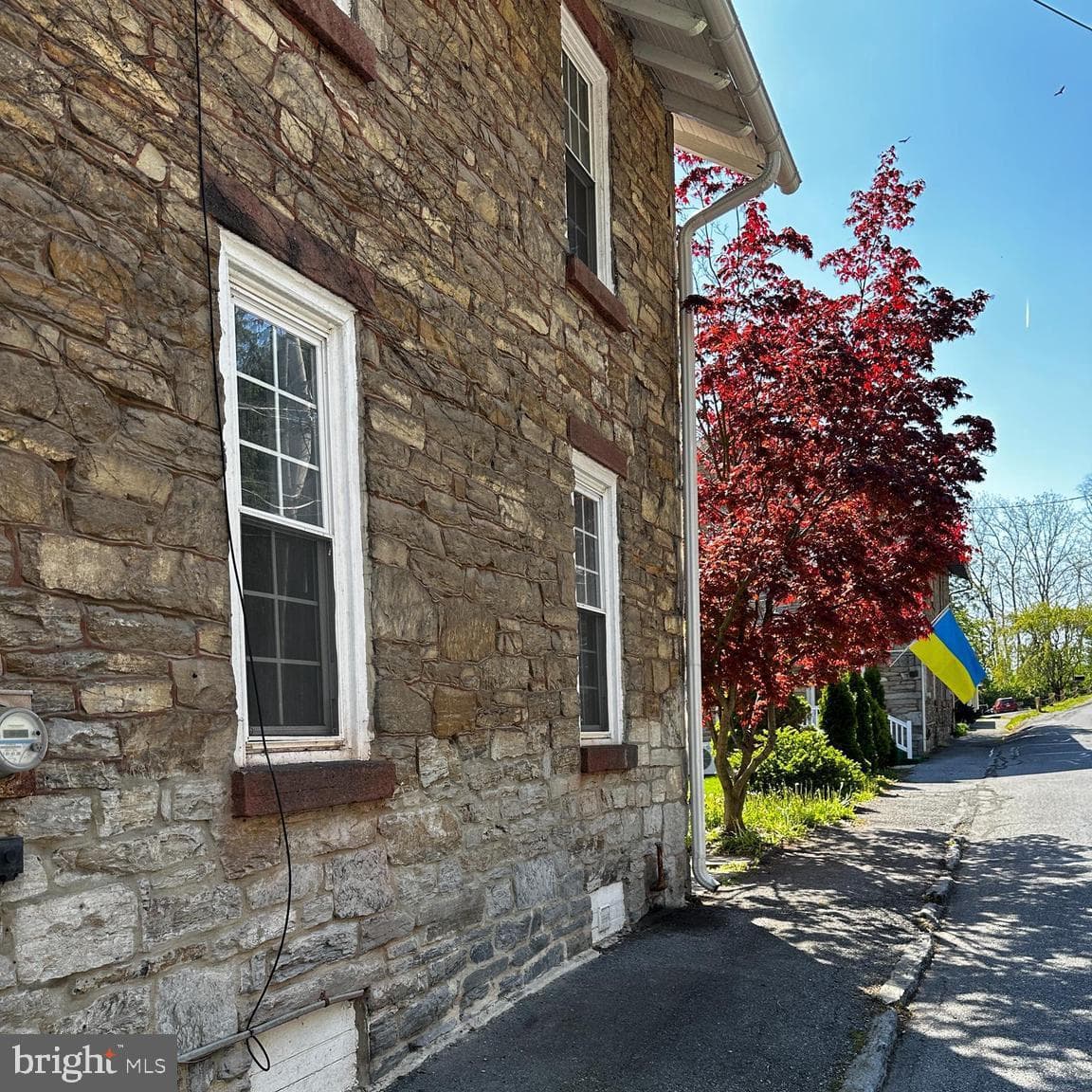 311 Boyd Street photo 3