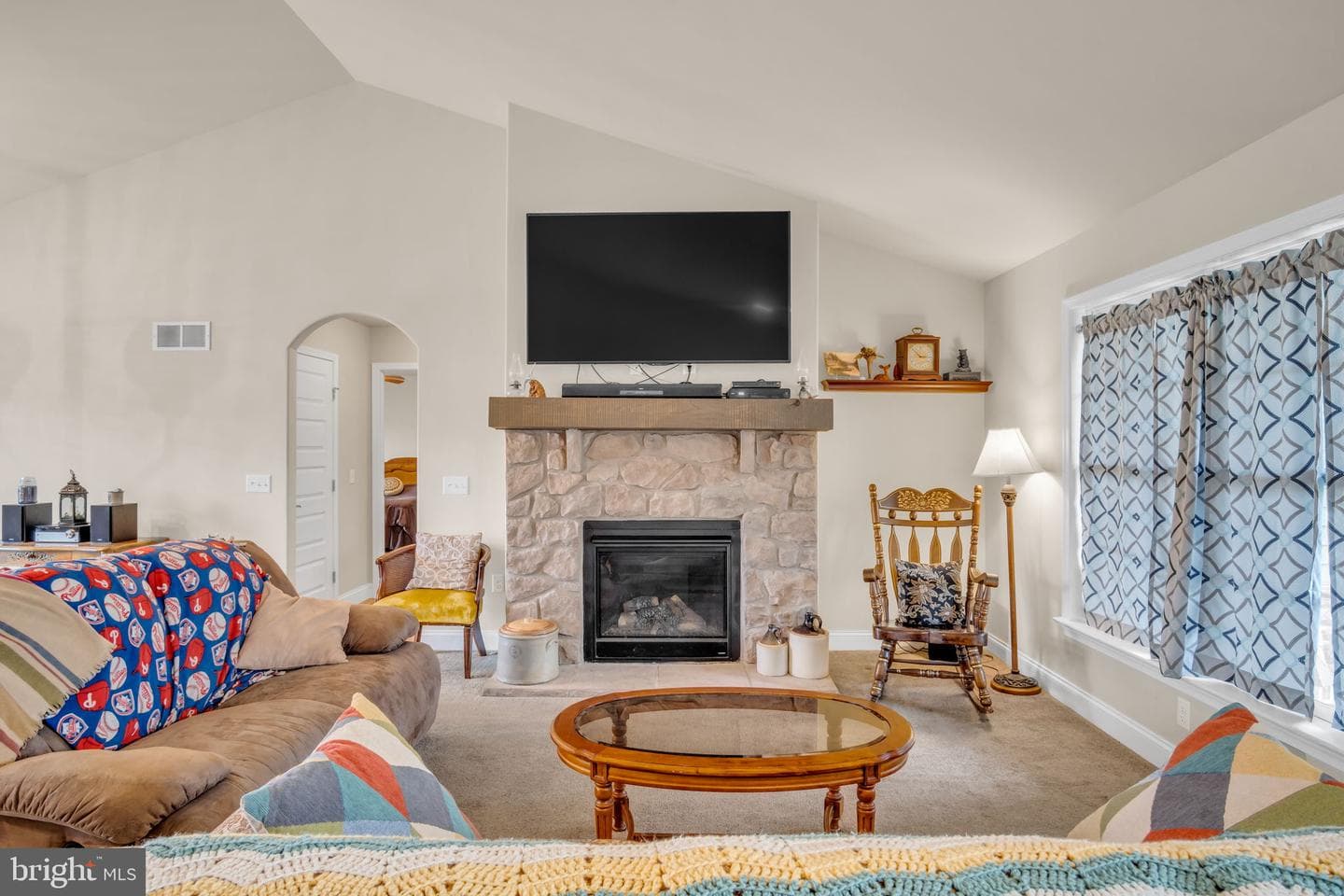 1519 Rolling Meadow Road photo 3