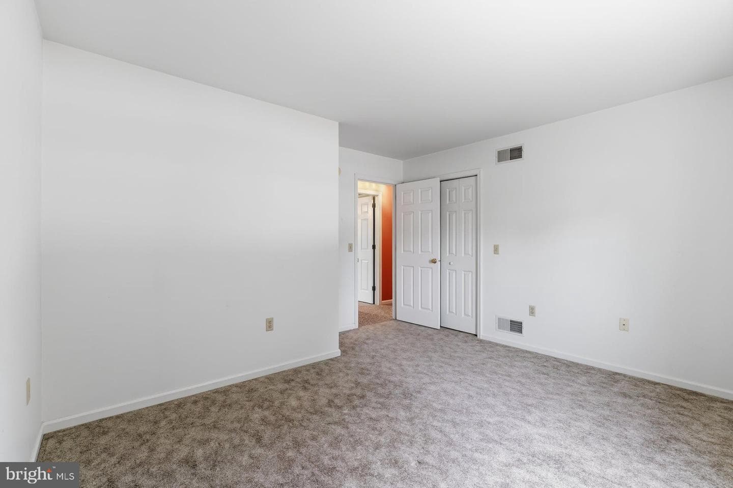 630 Richfield Drive photo 20