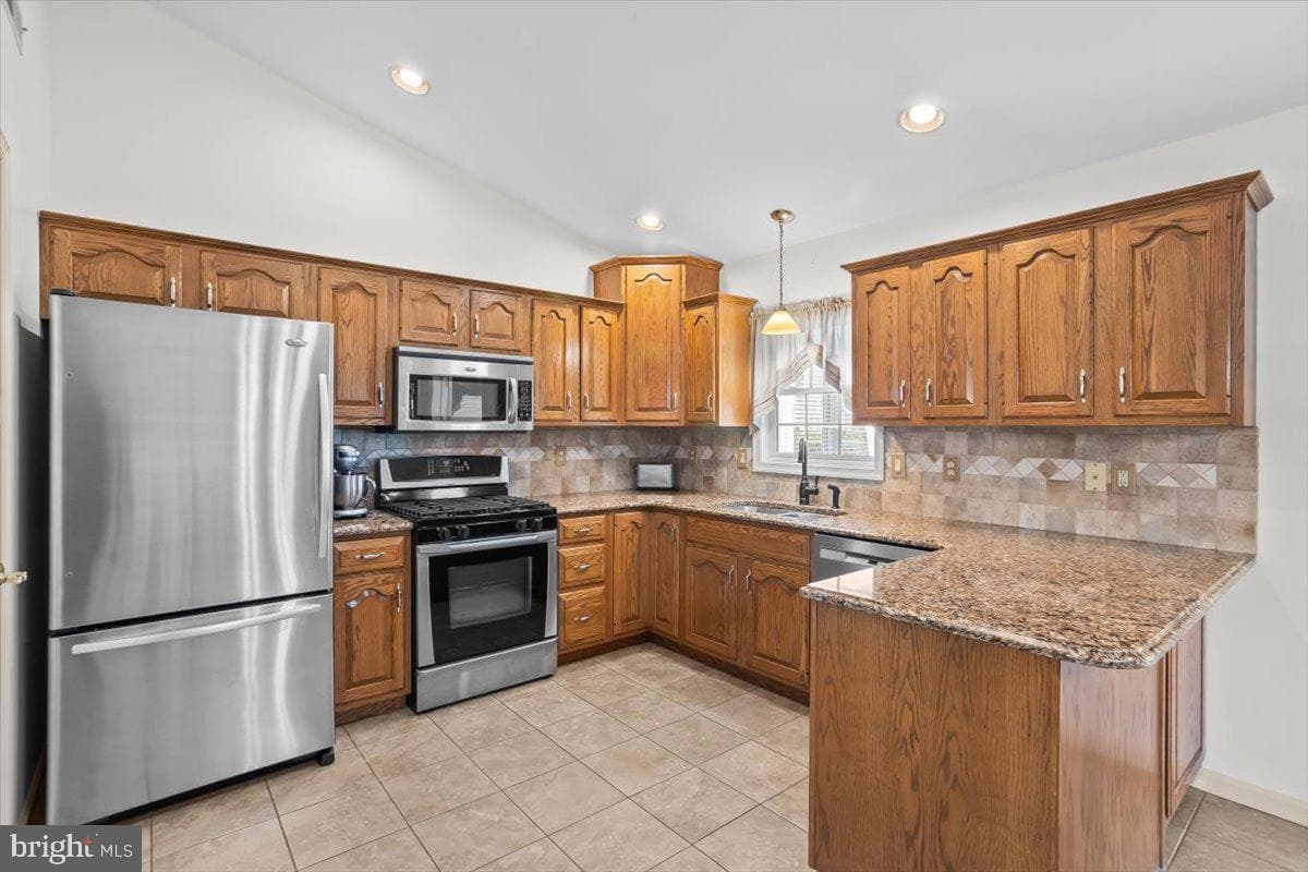 6 Springhouse Drive photo 10