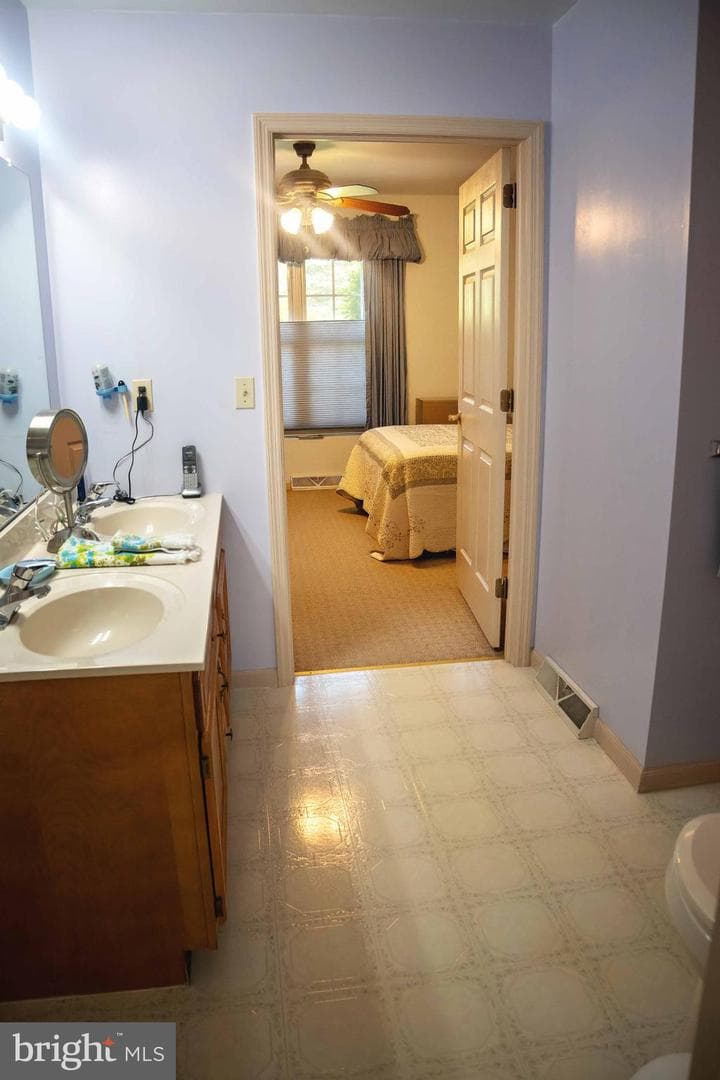 613 Blueberry Lane photo 25