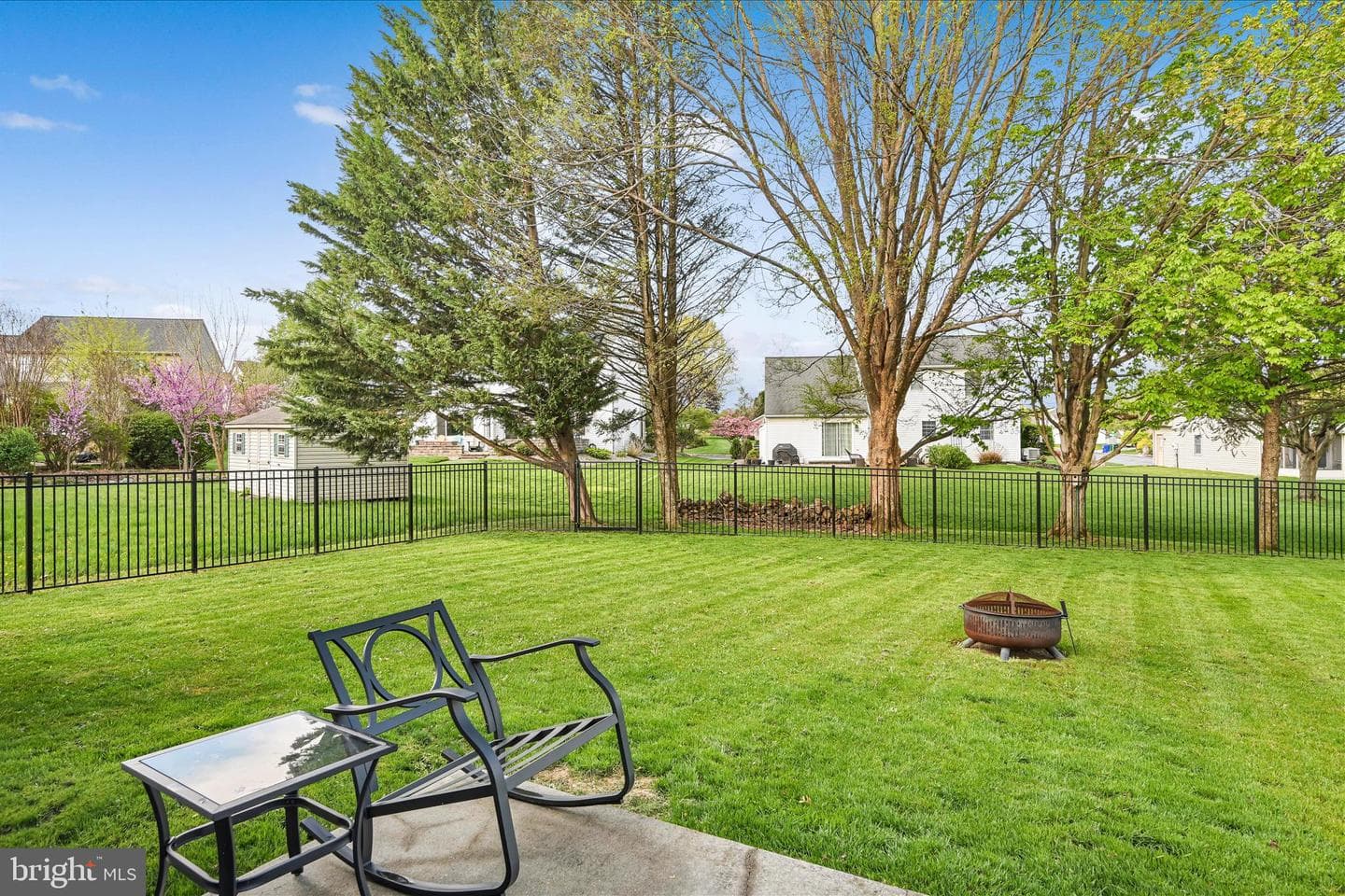 430 Oak Lane photo 31
