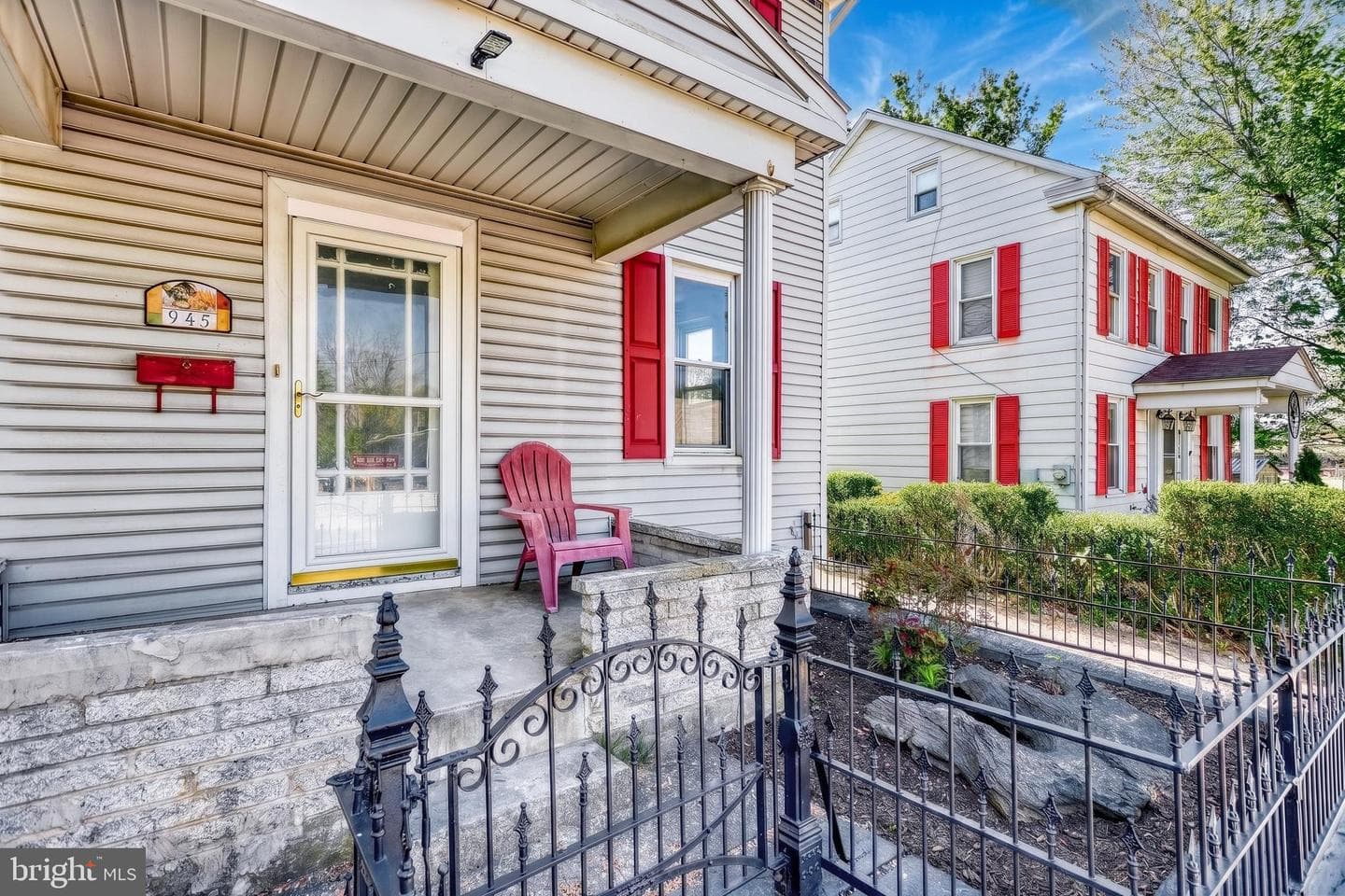 945 Cornwall Road photo 6