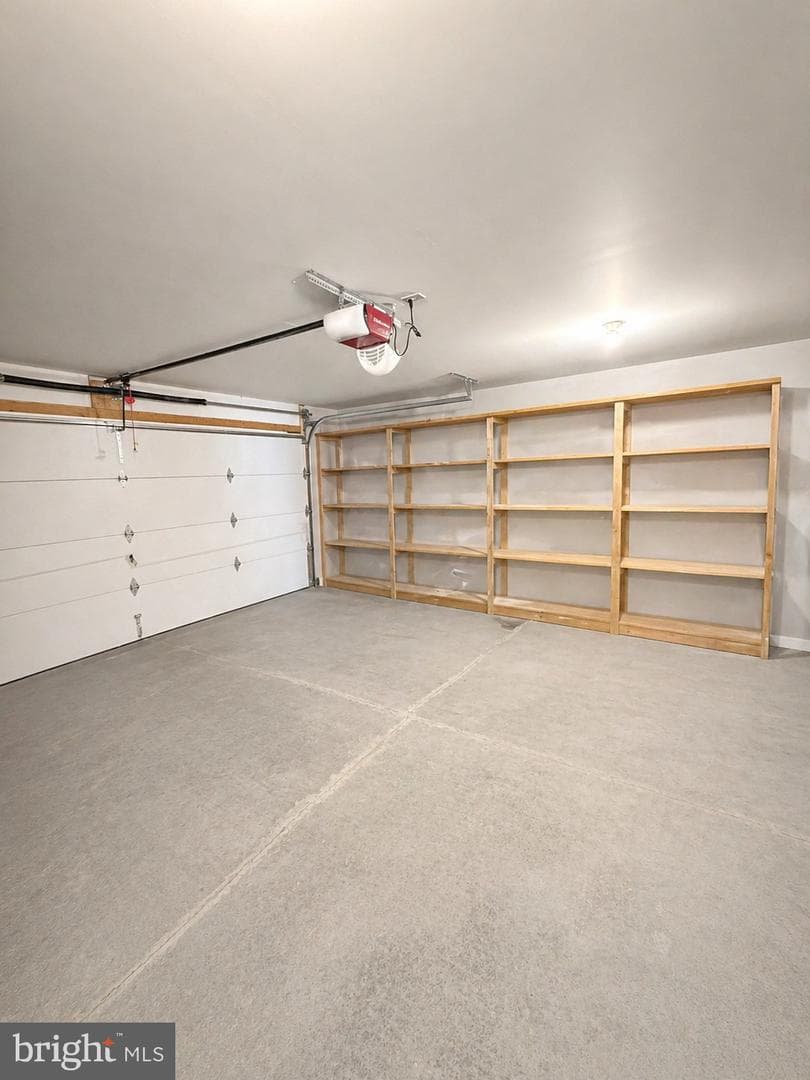 852 Walnut Crest Drive photo 23