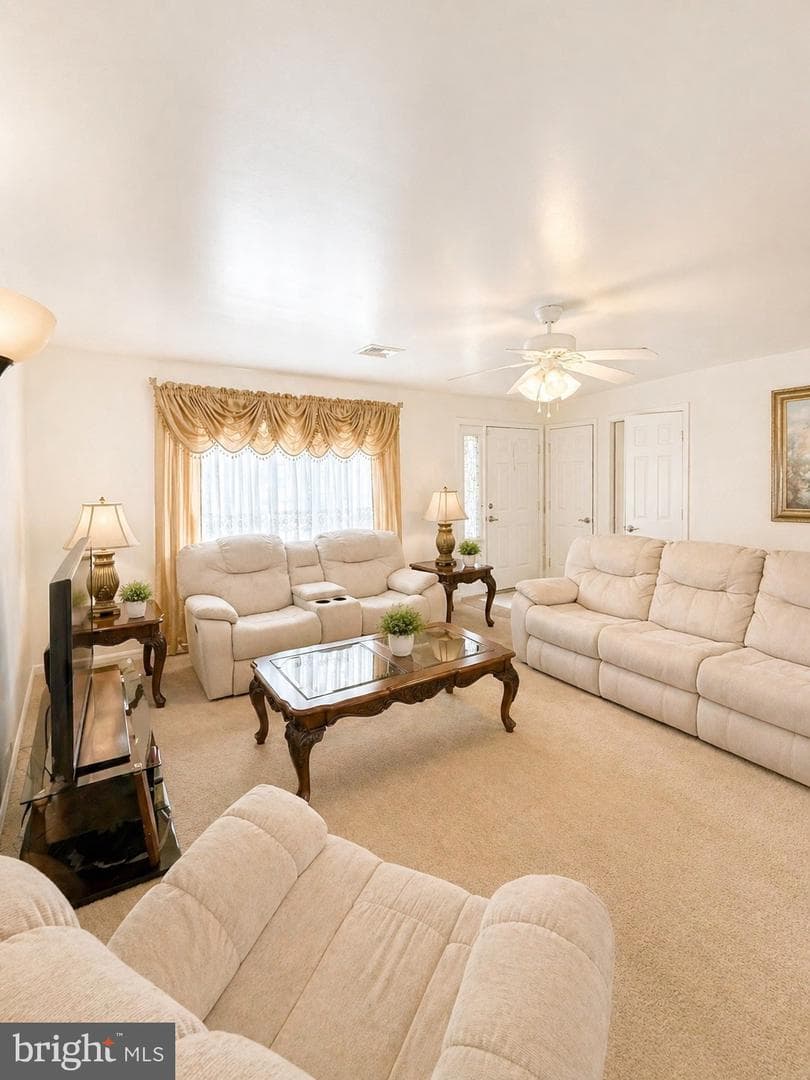 852 Walnut Crest Drive photo 7