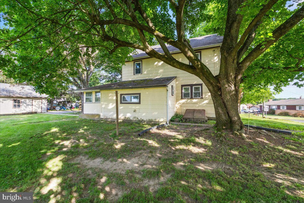 1716 Blacks Bridge Road photo 4