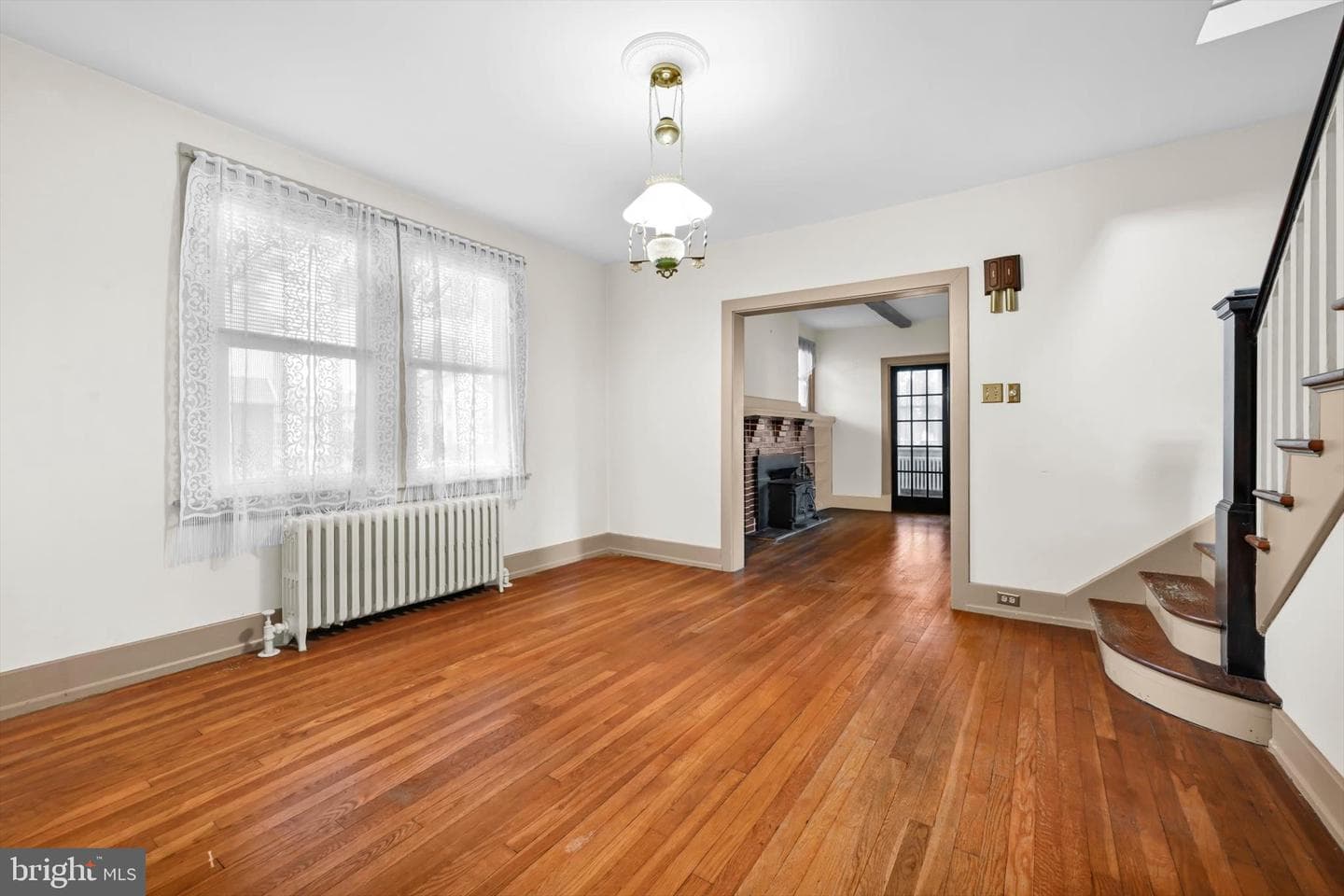 194 Walnut Street photo 12