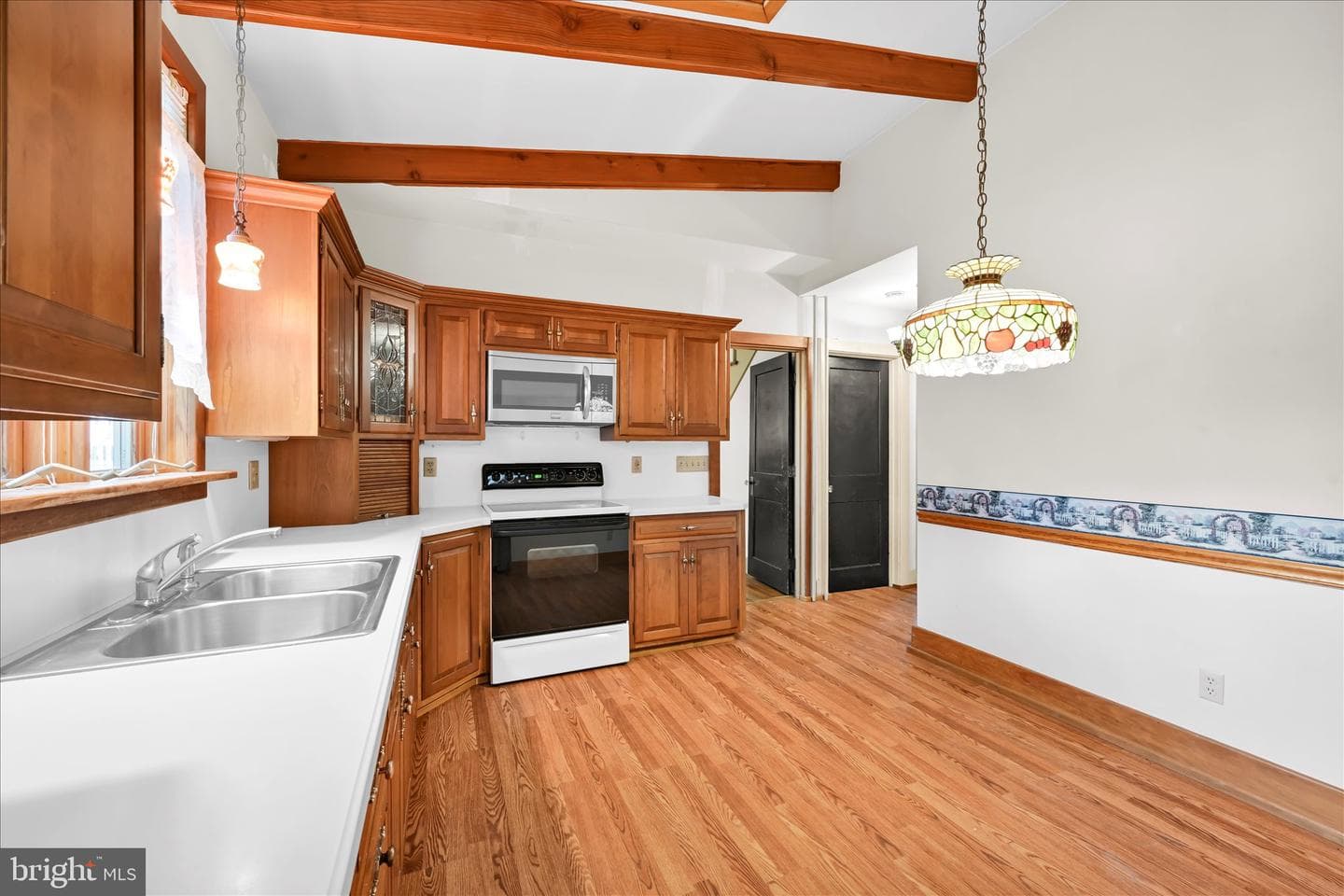 194 Walnut Street photo 14
